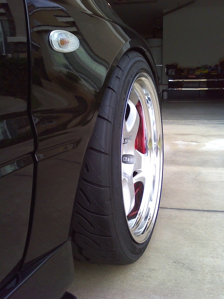 2005 Mitsubishi Lancer Evolution photo