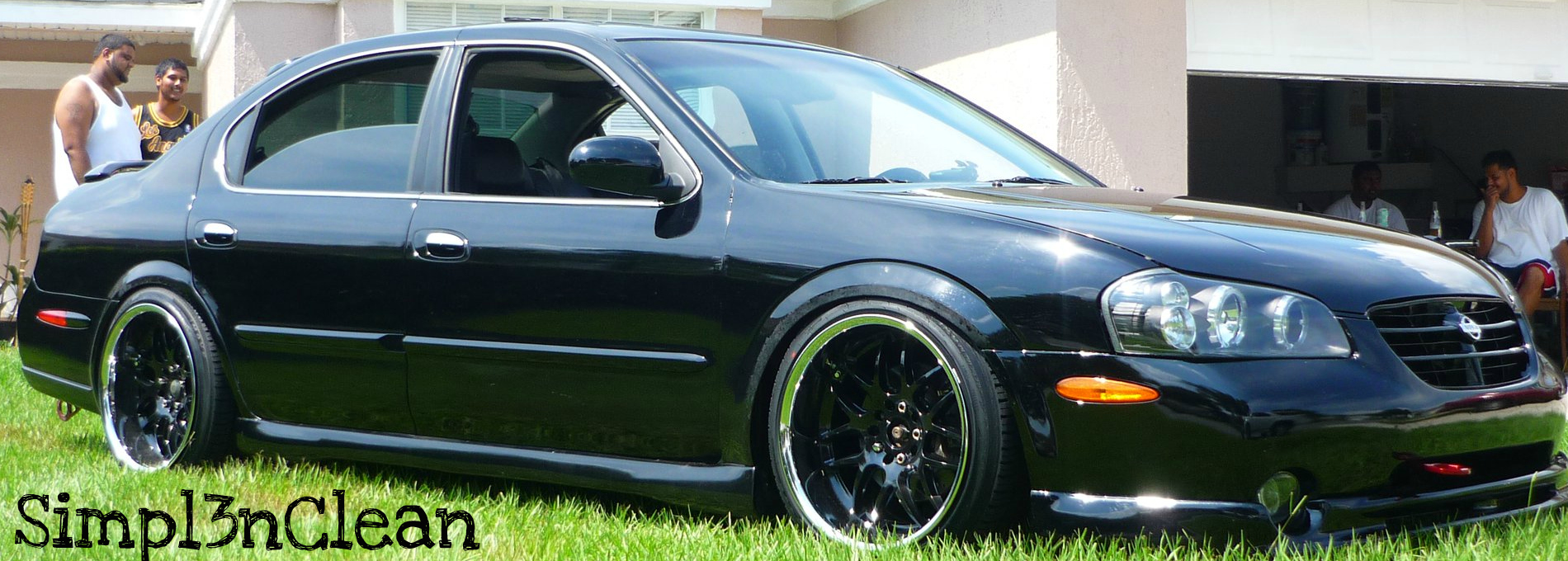 2000 Nissan Maxima photo