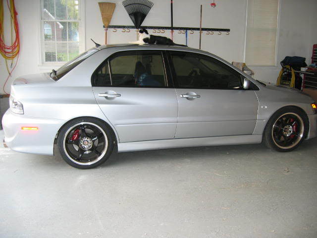 2006 Mitsubishi Lancer Evolution photo
