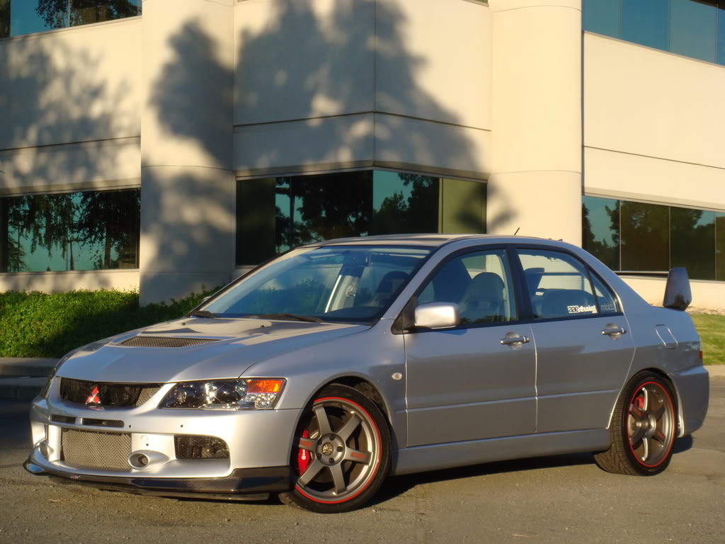 2008 Mitsubishi Lancer Evolution photo