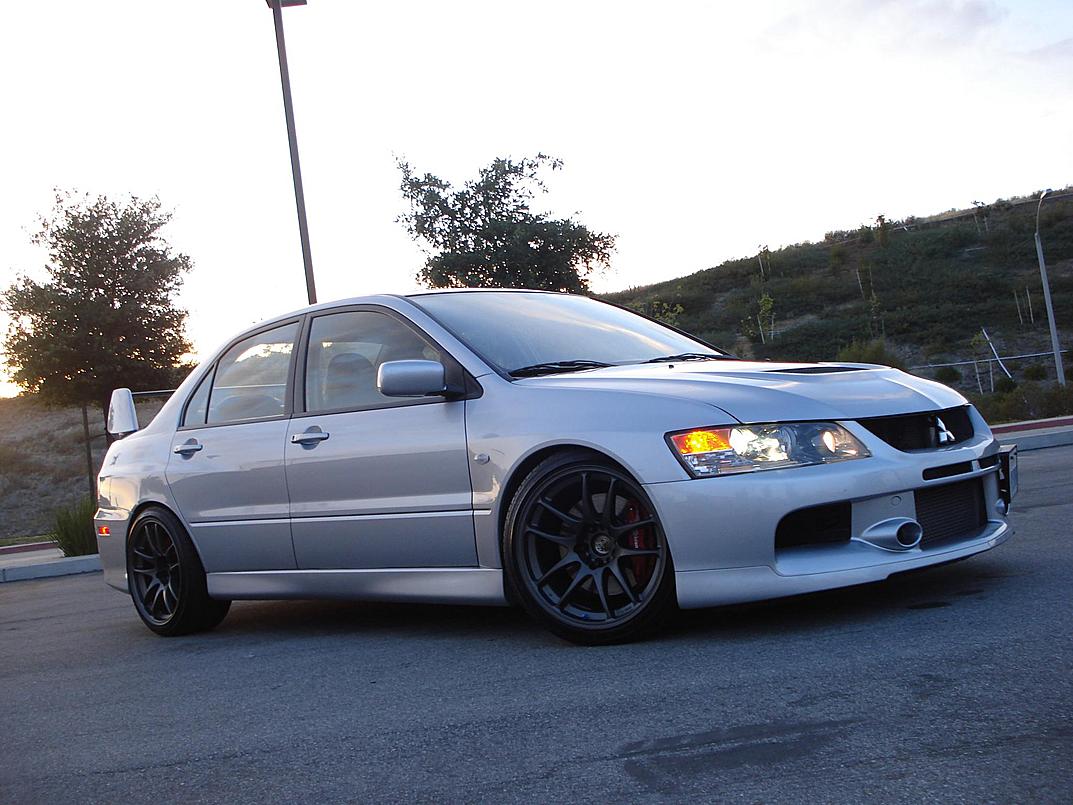2006 Mitsubishi Lancer Evolution photo