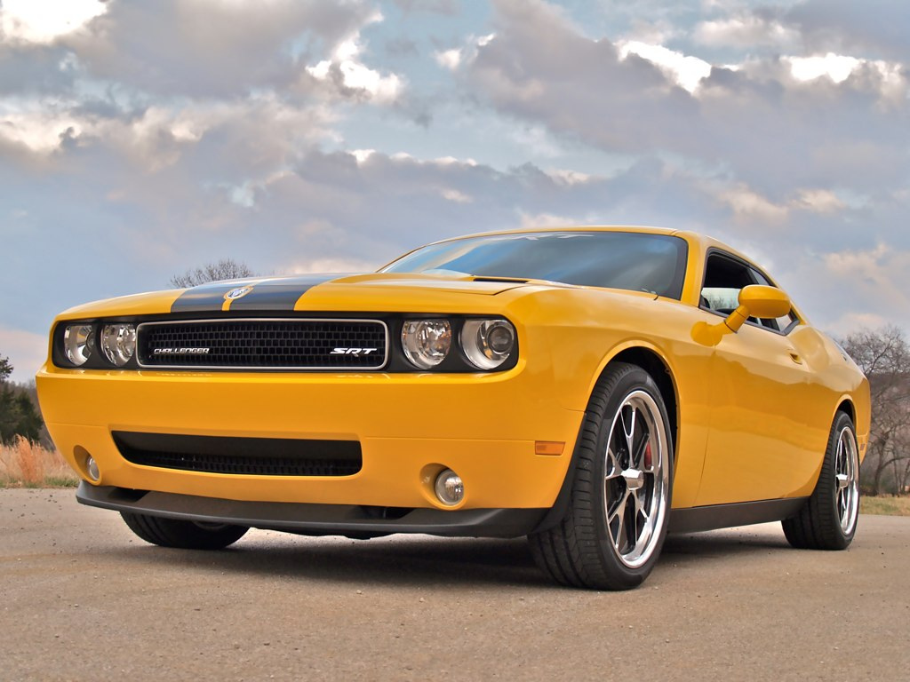 2008 Dodge Challenger photo
