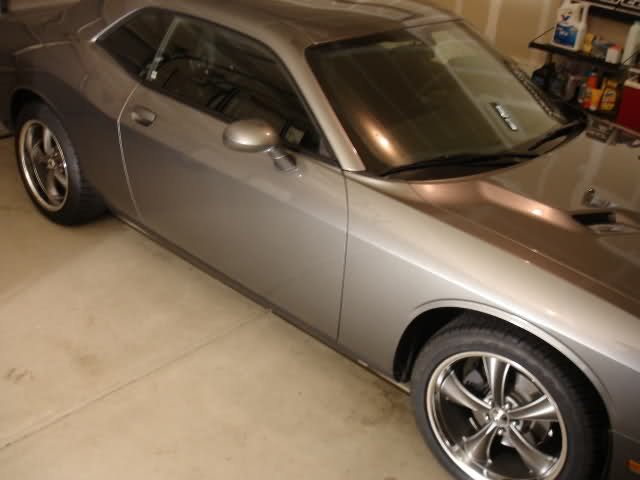 2008 Dodge Challenger photo