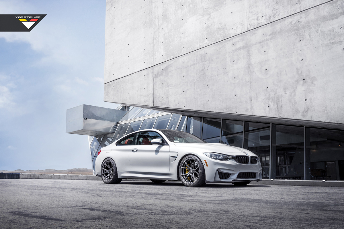 2015 BMW M4 photo
