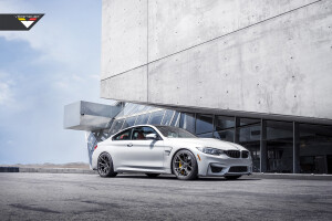 2015 BMW M4