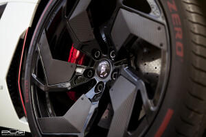 2016 Lamborghini Aventador