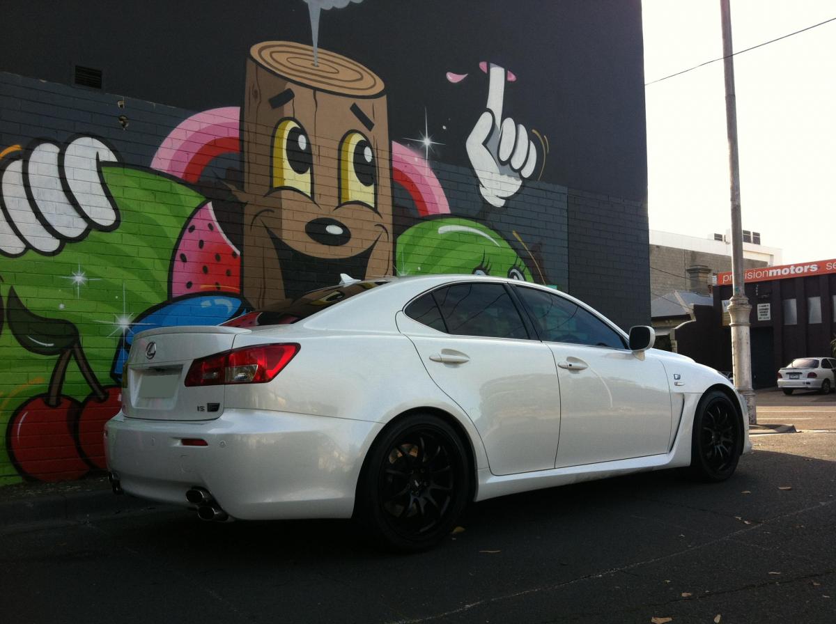 2011 Lexus IS-F photo