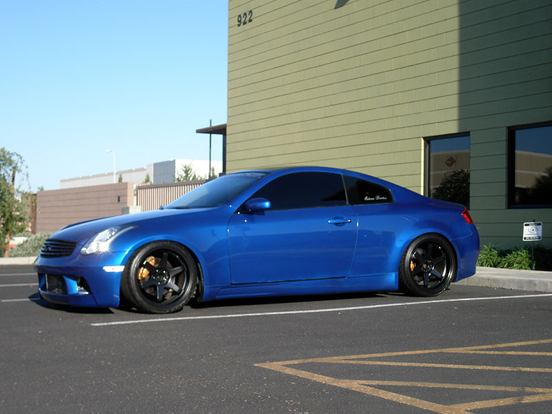 2004 Infiniti G35 photo