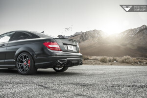 2017 Mercedes-Benz AMG C