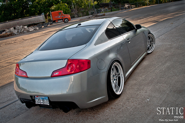 2005 Infiniti G35 photo