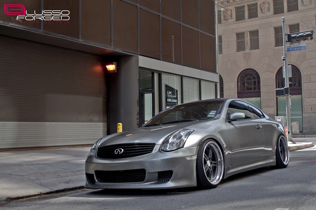 2005 Infiniti G35 photo