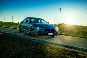 2016 Maserati Ghibli