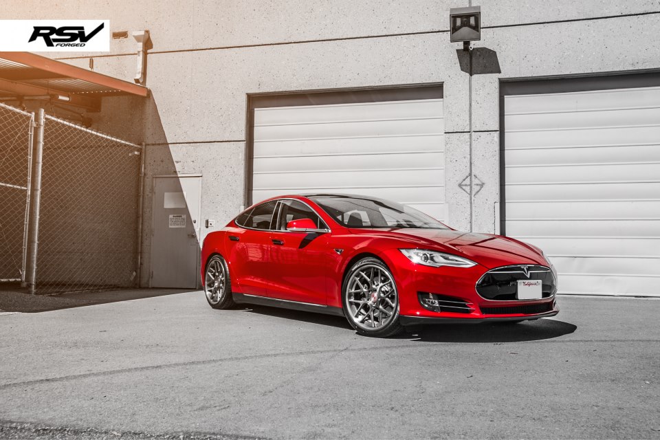 2014 Tesla Model S photo
