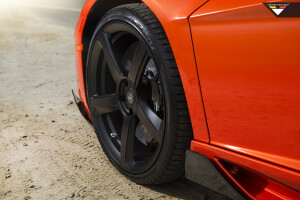 2015 Lamborghini Aventador