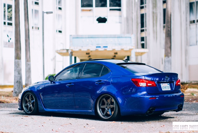 2013 Lexus IS-F photo