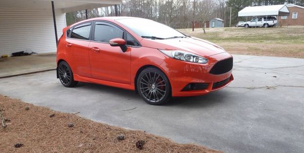 2014 Ford Fiesta photo