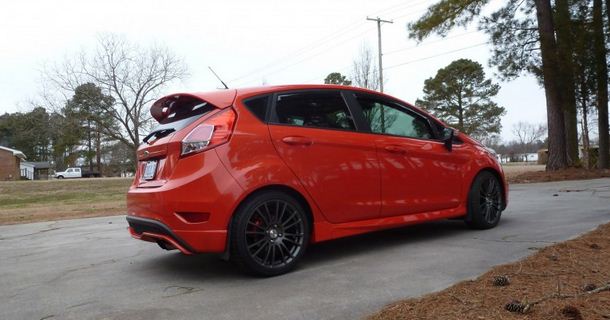2014 Ford Fiesta photo