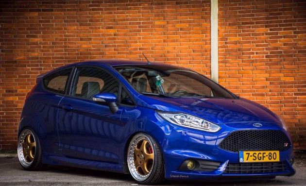 2014 Ford Fiesta photo
