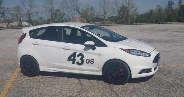 2014 Ford Fiesta photo
