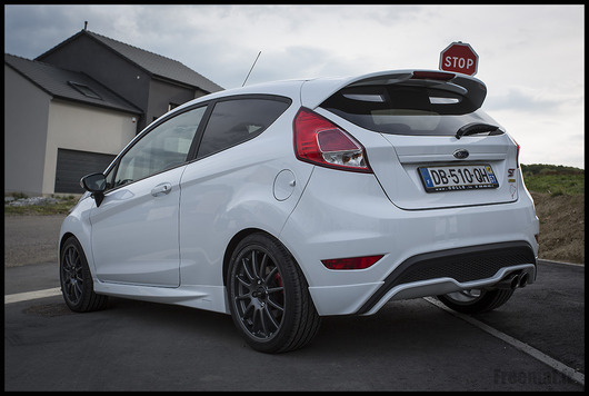 2014 Ford Fiesta photo