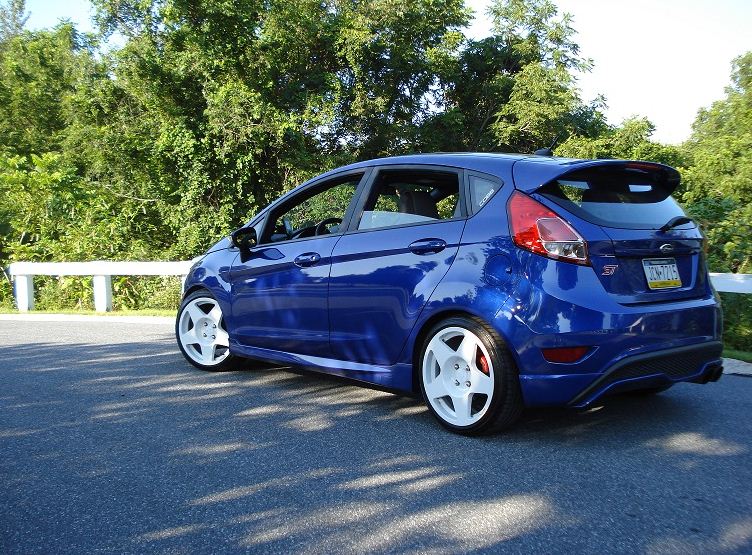 2014 Ford Fiesta photo