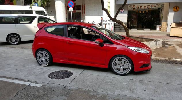 2014 Ford Fiesta photo