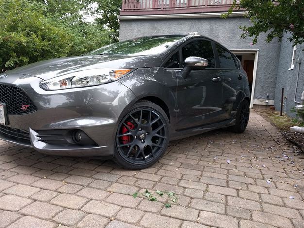 2014 Ford Fiesta photo