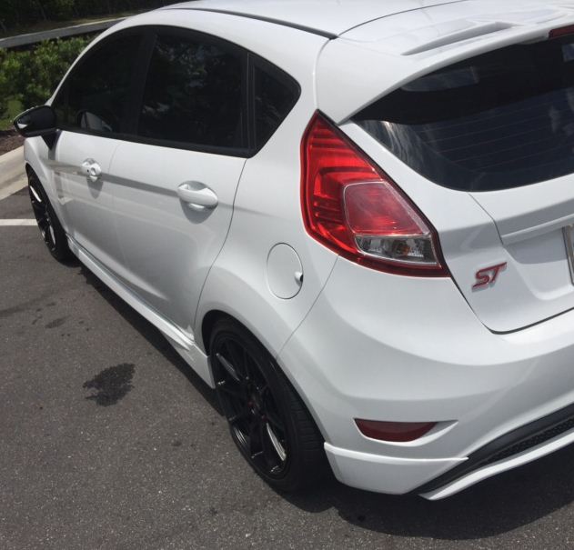 2014 Ford Fiesta photo