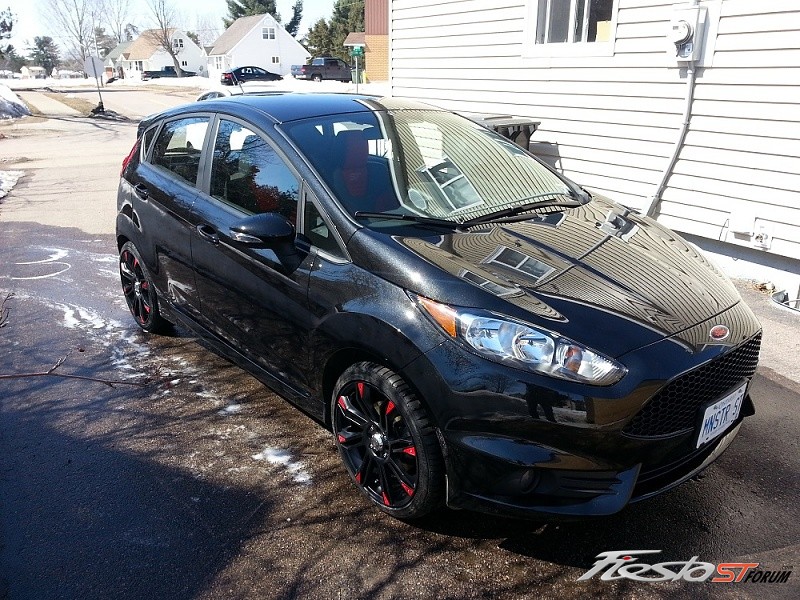 2014 Ford Fiesta photo
