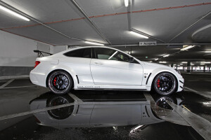 2017 Mercedes-Benz AMG C