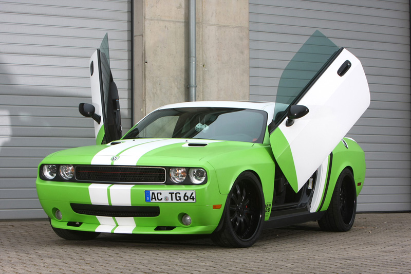 2012 Dodge Challenger photo