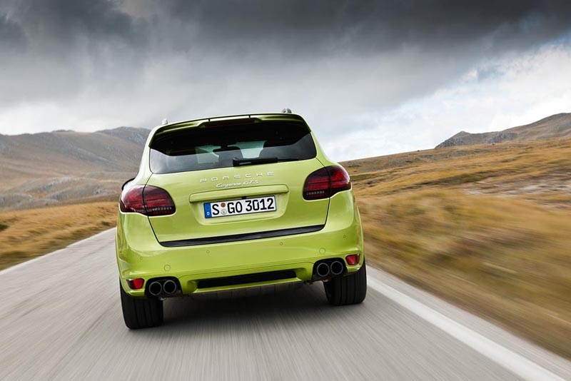 2013 Porsche Cayenne photo