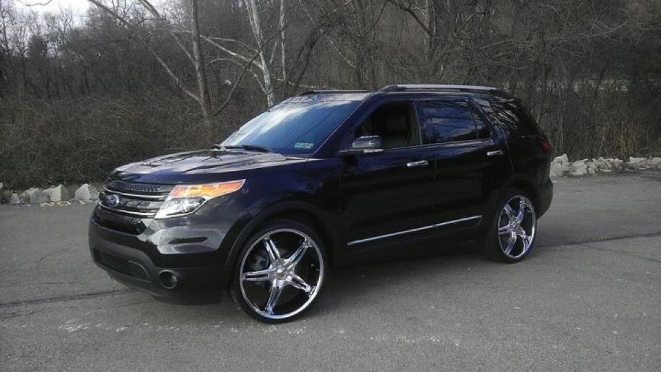 2012 Ford Explorer photo