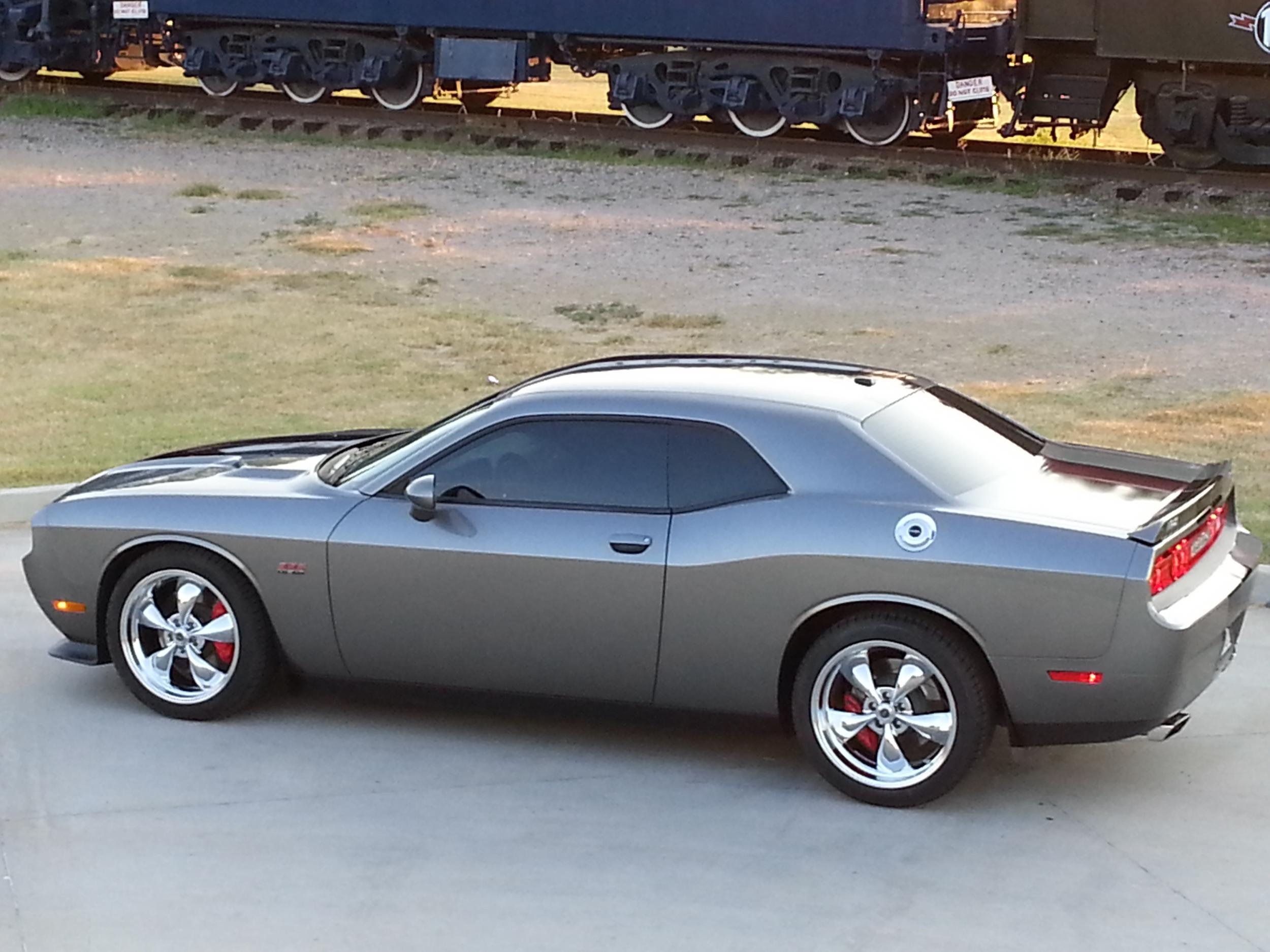 2012 Dodge Challenger photo