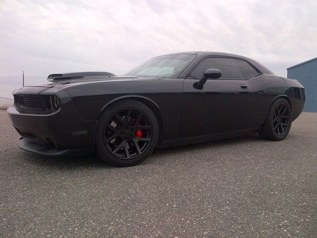 2011 Dodge Challenger photo