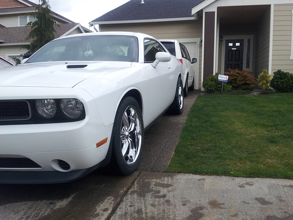 2011 Dodge Challenger photo