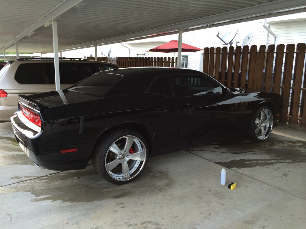 2010 Dodge Challenger photo