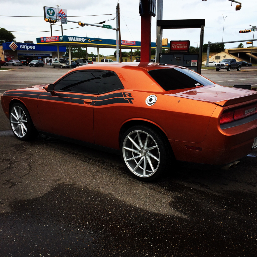 2013 Dodge Challenger photo