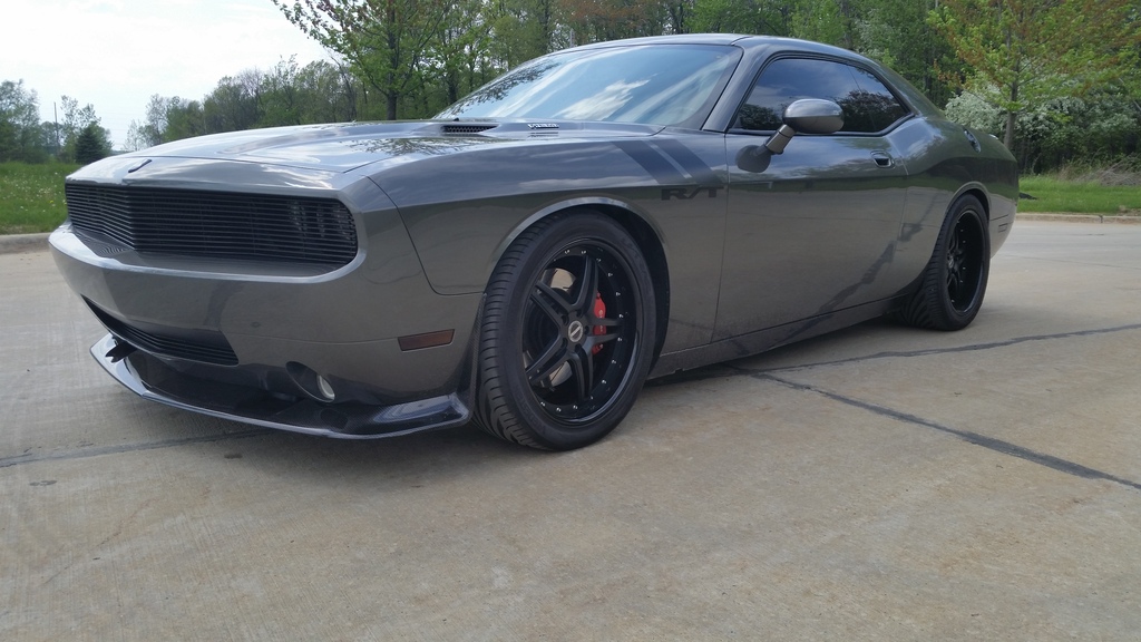 2010 Dodge Challenger photo