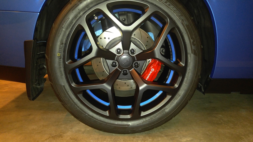 2015 Dodge Challenger photo