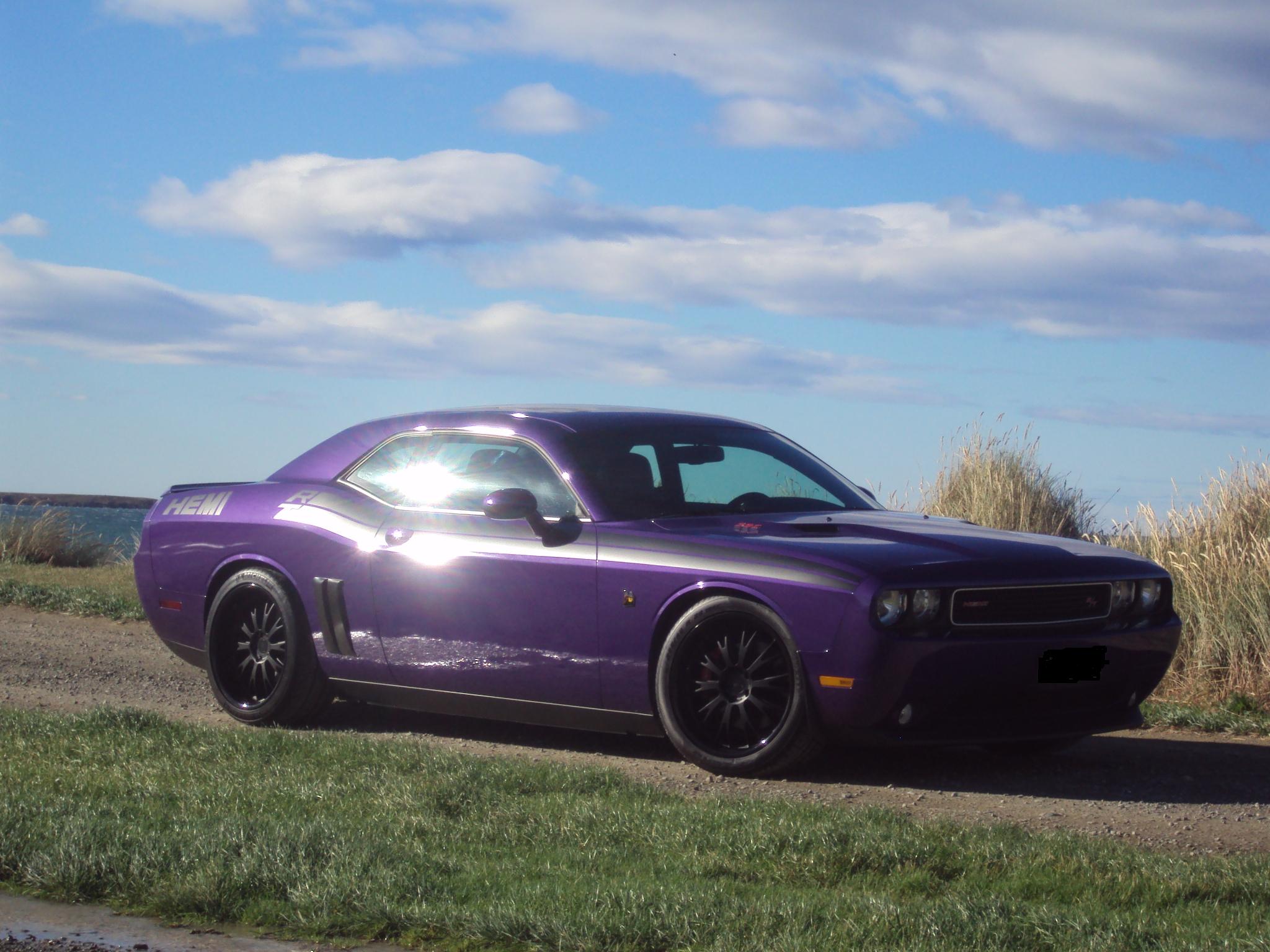 2015 Dodge Challenger photo