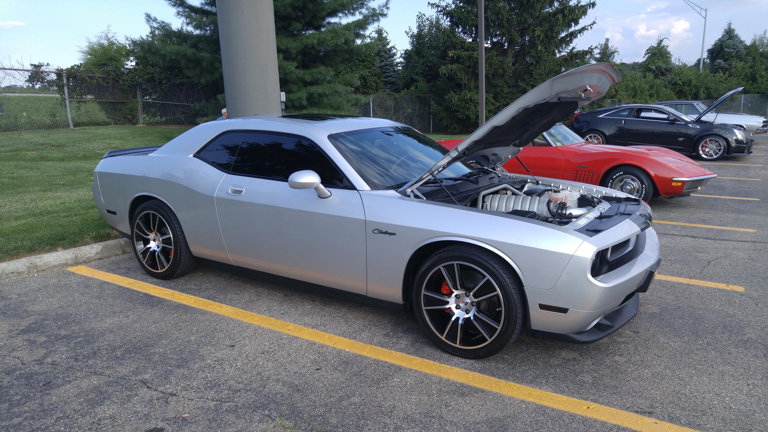 2015 Dodge Challenger photo