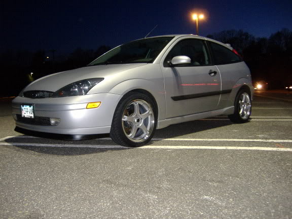 2003 Ford Focus photo