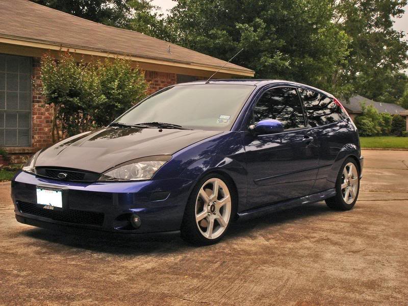 2004 Ford Focus photo