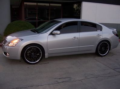 2009 Nissan Altima photo