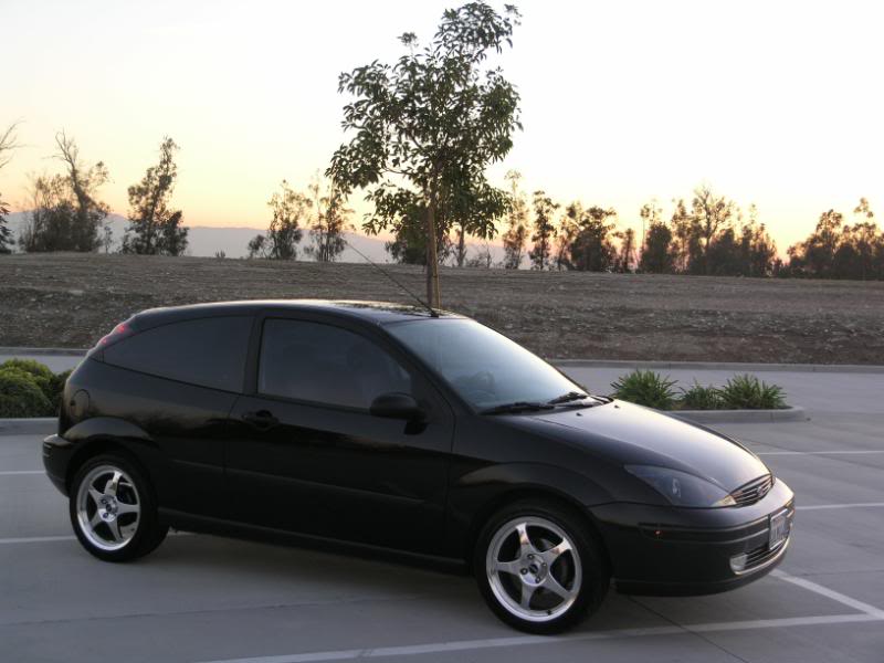 2005 Ford Focus photo