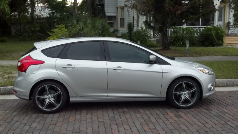 2011 Ford Focus photo