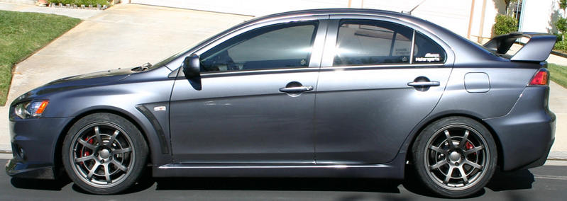 2011 Mitsubishi Lancer Evolution photo