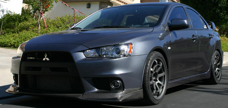 2011 Mitsubishi Lancer Evolution photo