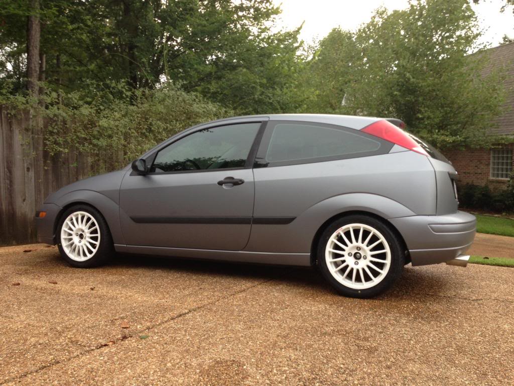 2003 Ford Focus photo